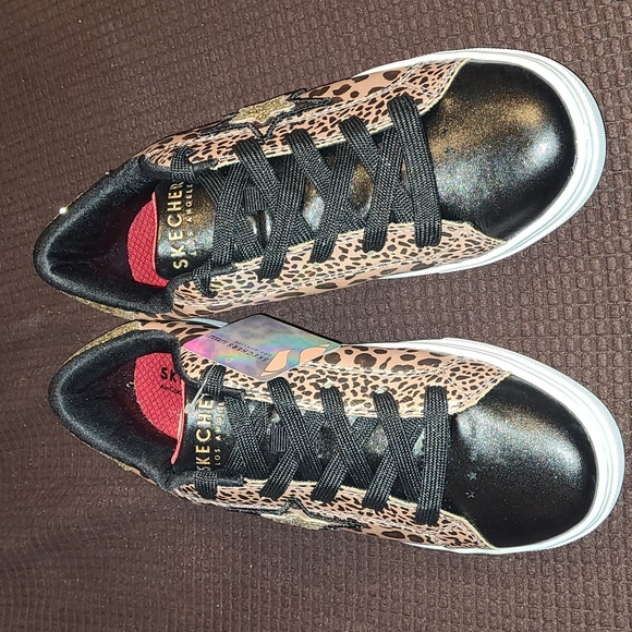 New Skechers Los Angeles Street sneakers size 6 kids equals 7.5 womans - Picture 3 of 7